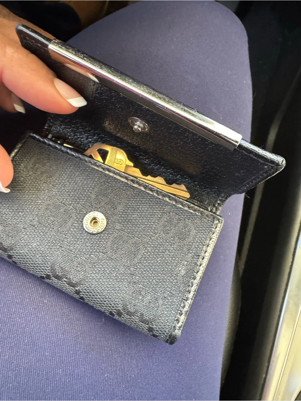 Gucci Black Canvas Monogram Key Wallet - Picture 8 of 15